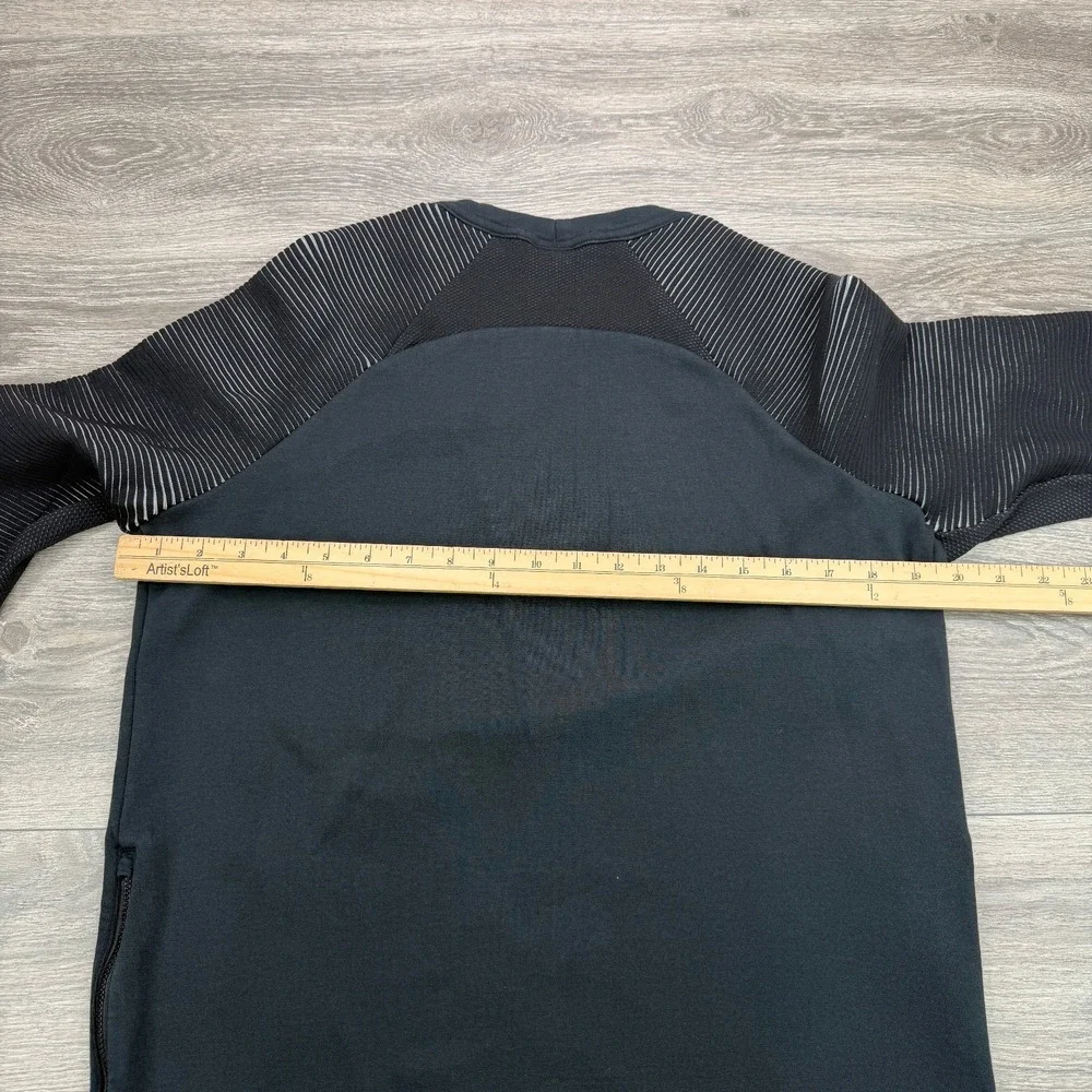 Nike Tech Fleece Crewneck Sweatshirt Women Medium Black Side Zip Swoosh Pullover